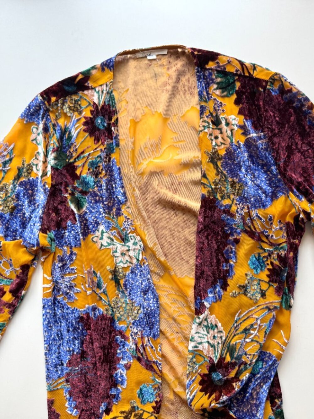 Anthropologie FLOREAT Aurelia Yellow Floral Burnout Velvet Kimono, One Size - Picture 6 of 13
